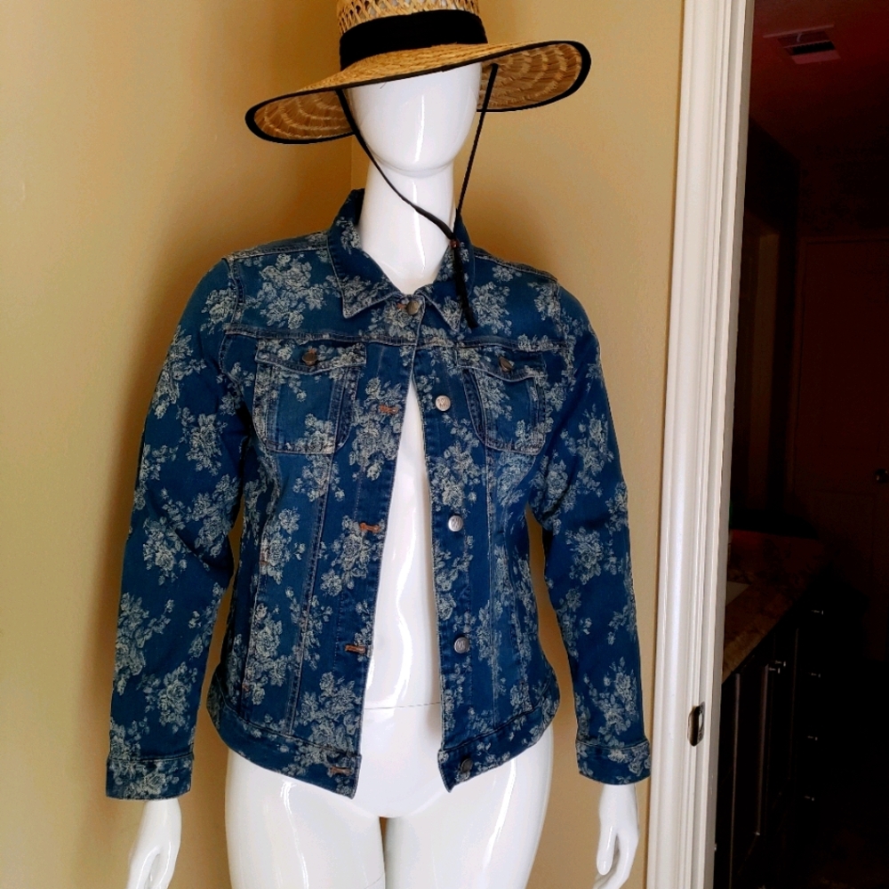 Women In Control-Flower Jean Denim NEW